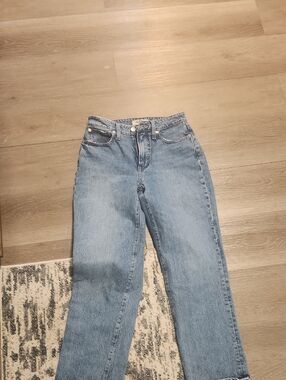 Madewell Classic Light Blue Women’s Straight-Leg Jeans